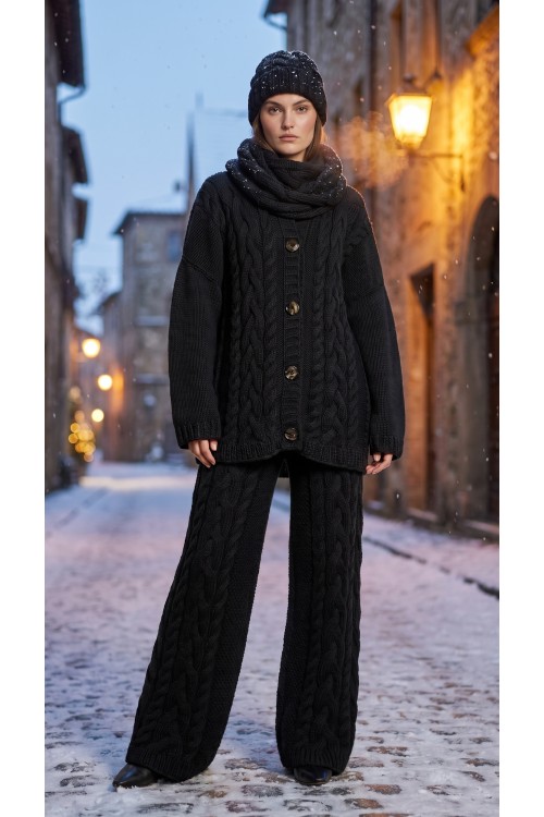Handgestricktes Winteroutfit aus Kaschmir und Merinowolle, inklusive Mütze und Rundschal, Unikat Handgestricktes Winteroutfit aus Kaschmir und Merinowolle, inklusive Mütze und Rundschal, Unikat