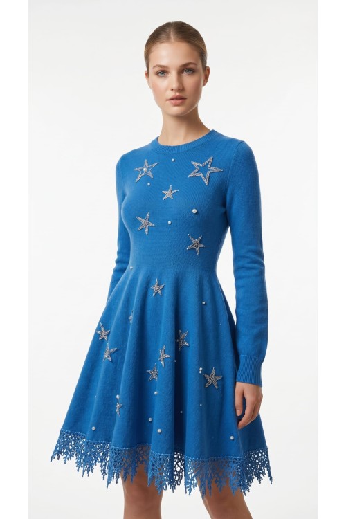 Leonor, Handgefertigtes, königliches Kleid aus Kaschmir mit Perlen und Sternchen, Unikat Leonor, Handgefertigtes, königliches Kleid aus Kaschmir mit Perlen und Sternchen, Unikat